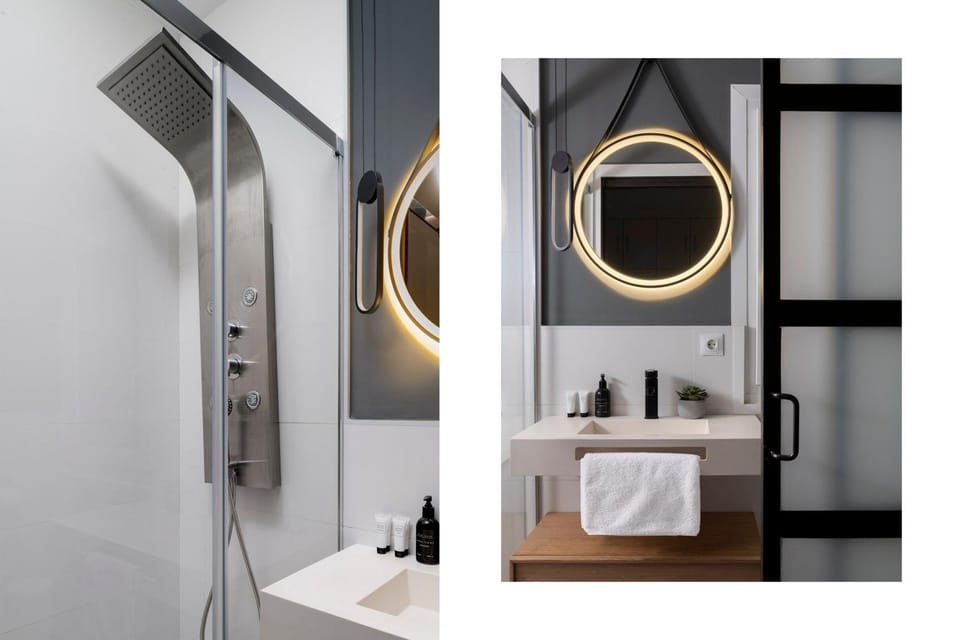 Shower, Bathroom, towels