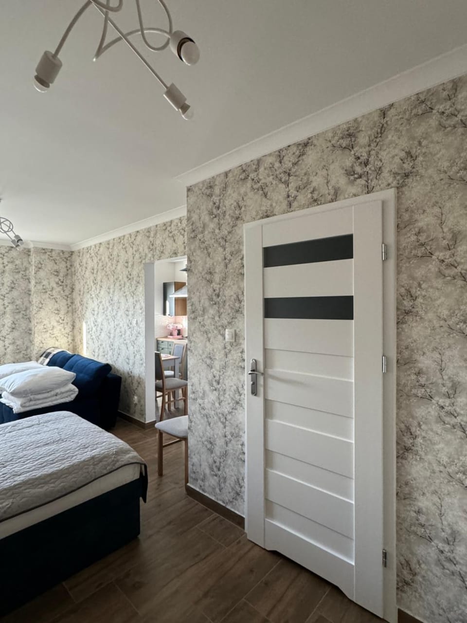 Photo of the whole room, Bedroom