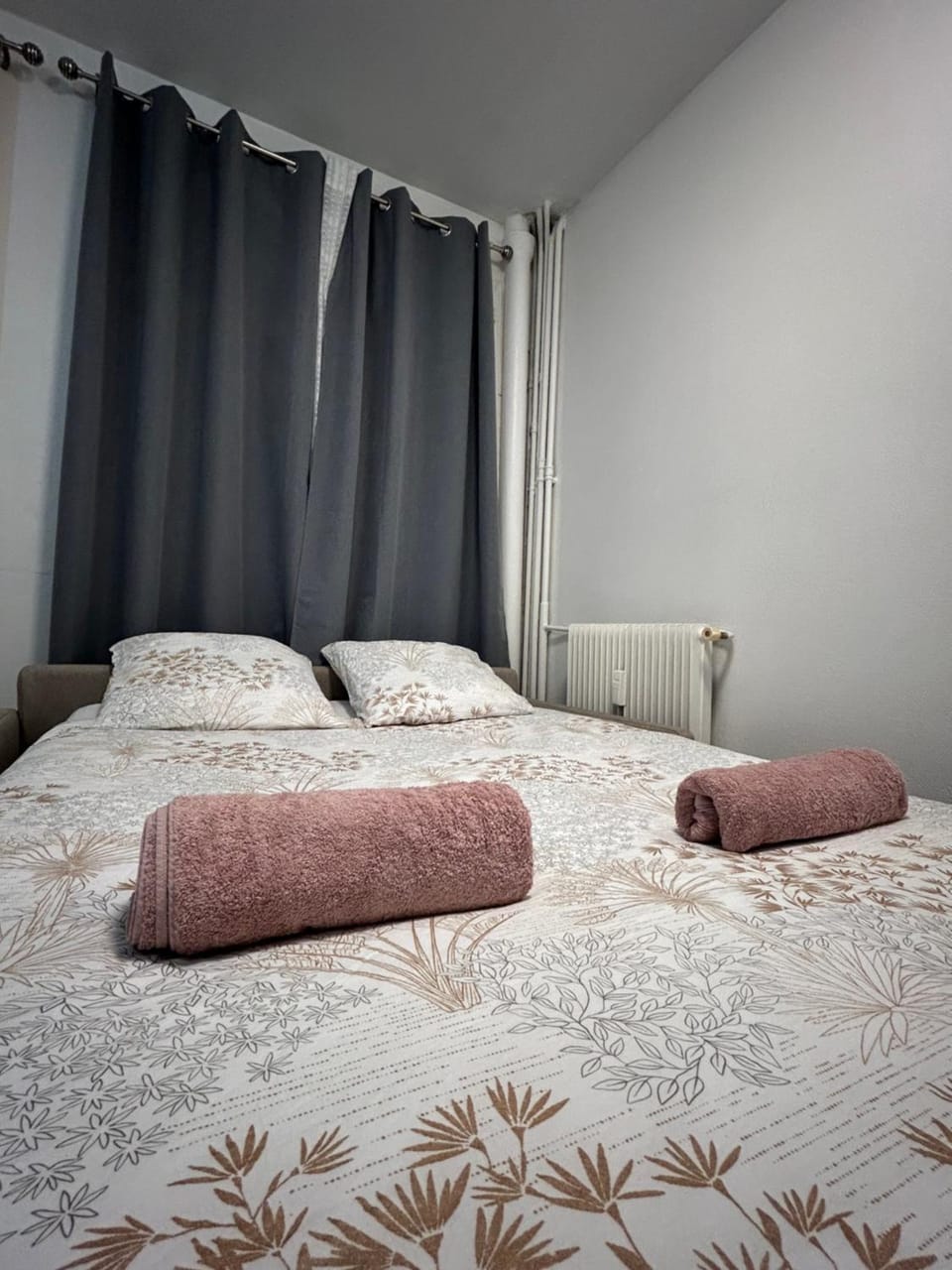 Bed, Night