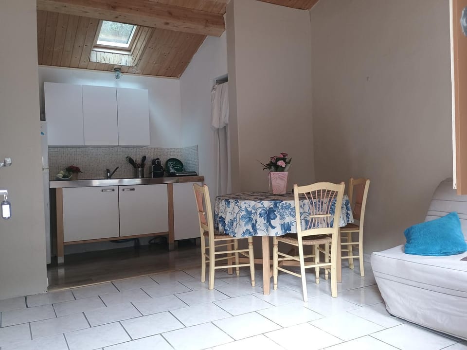 Gite de la melisse House in Occitanie