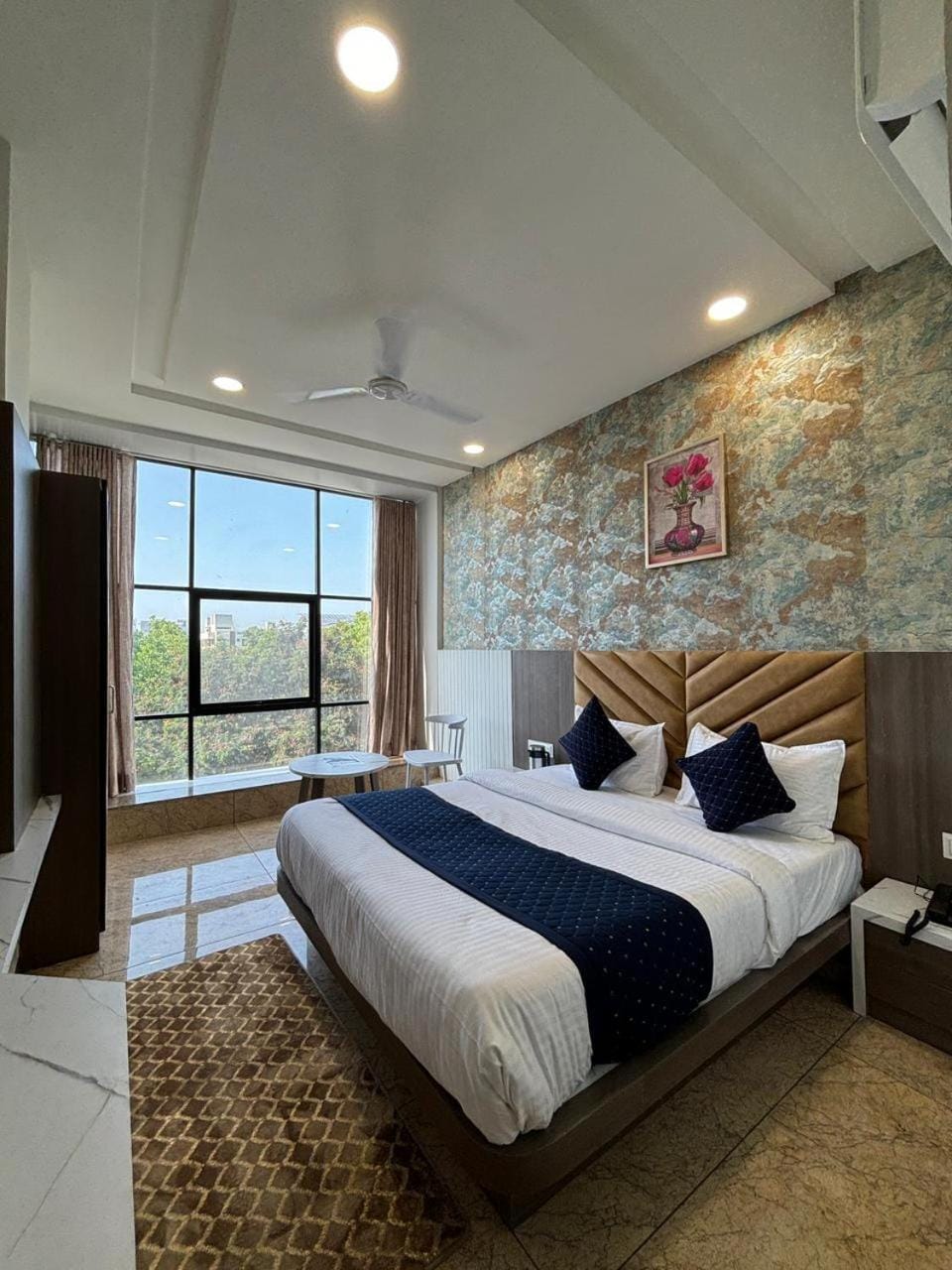 Hotel Lee Pride Hotel in Gujarat