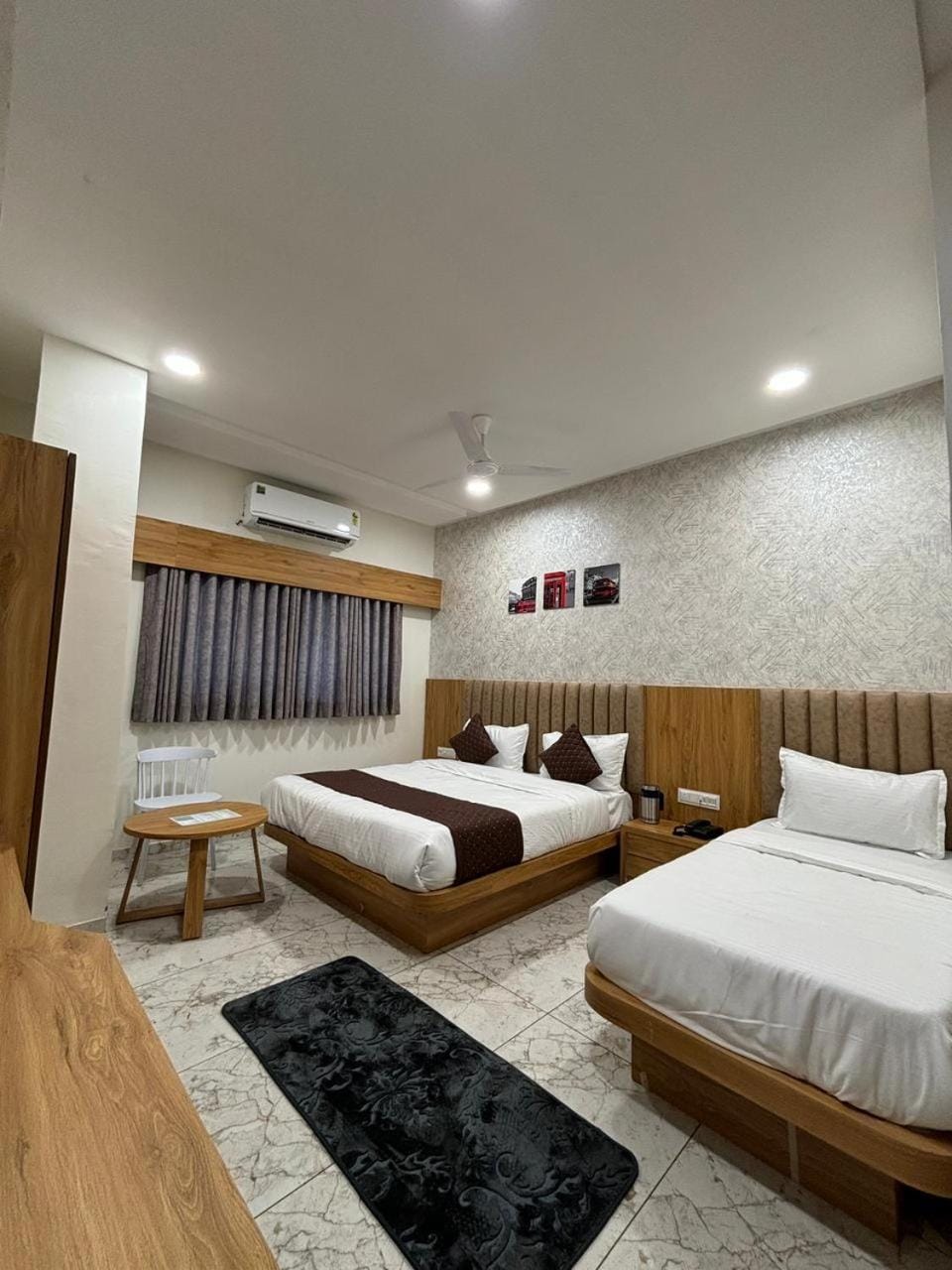 Hotel Lee Pride Hotel in Gujarat