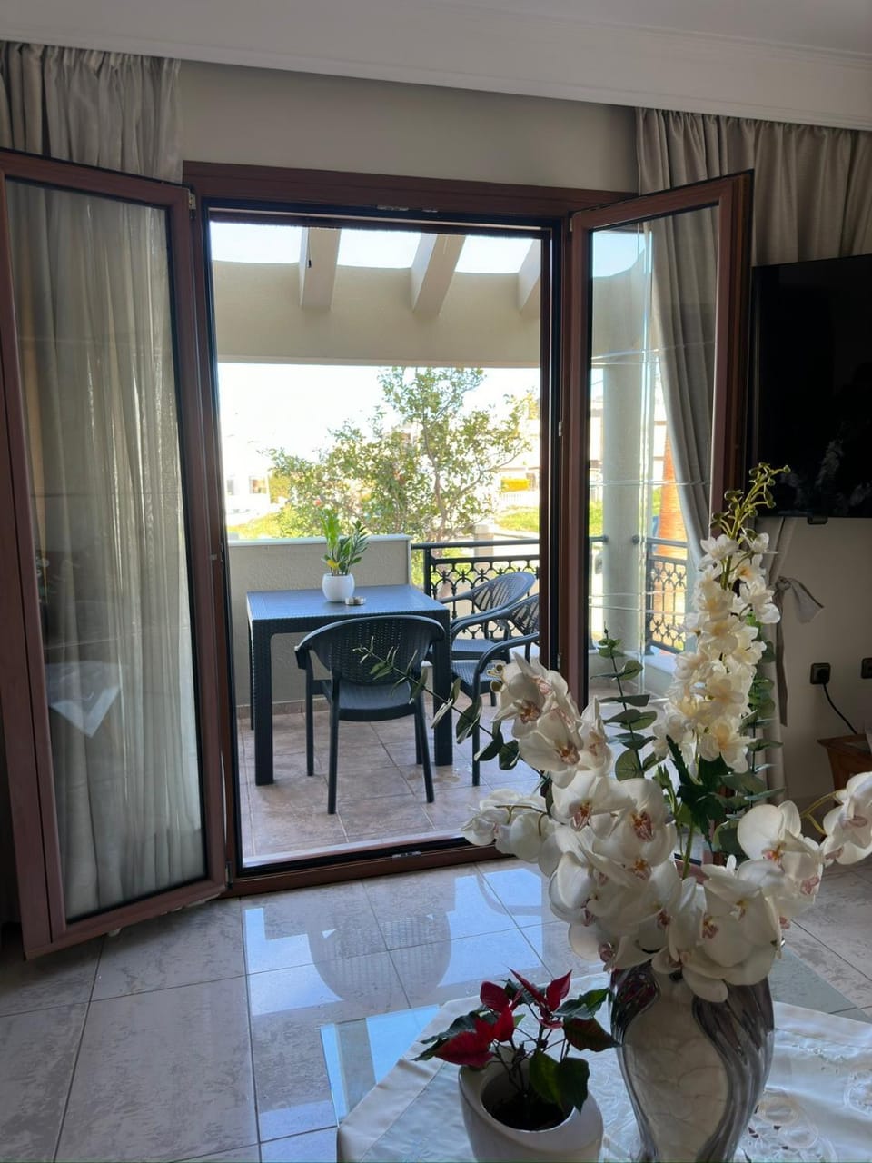 View (from property/room), Balcony/Terrace