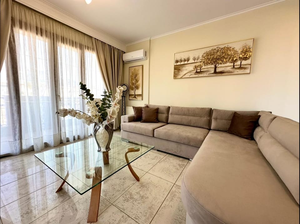 Living room, Seating area, air conditioner