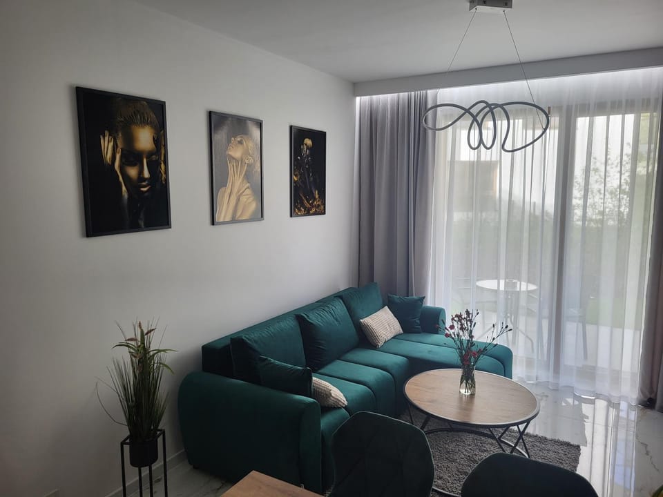 Apart Wola Apartment in Warsaw