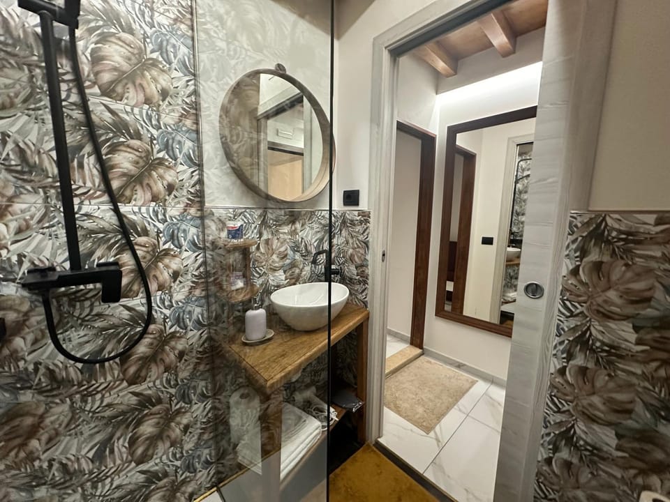 Shower, Bathroom