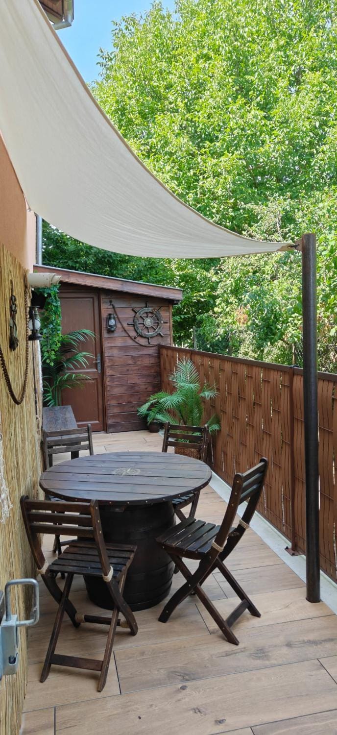 Le Repaire des Pirates Séjour Insolite - 10 min de Colmar Apartment in Grand Est