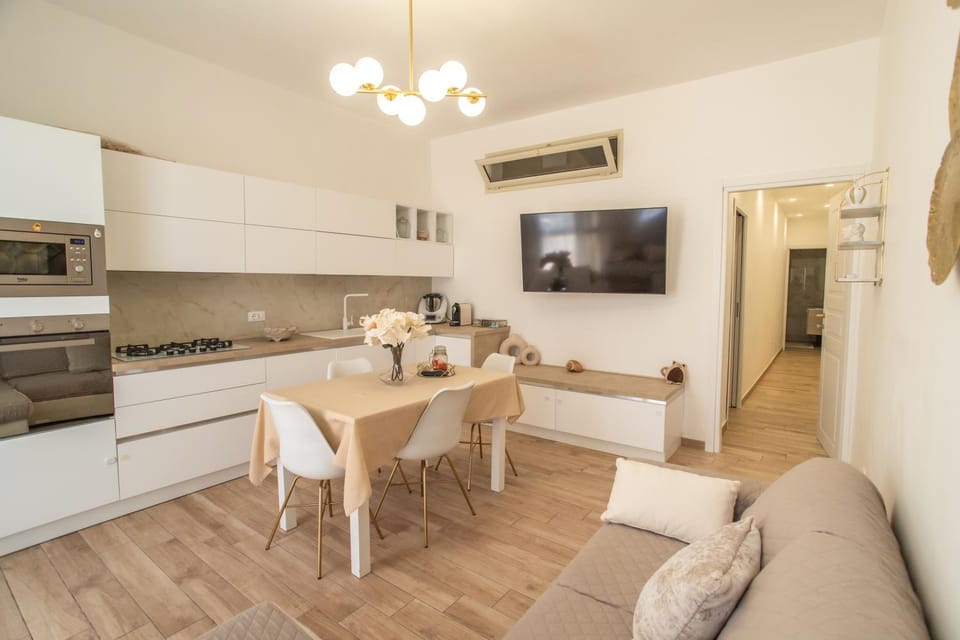 TV and multimedia, Living room, kitchen
