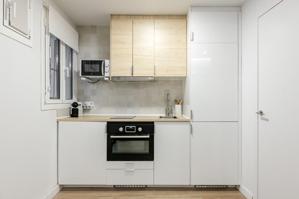 oven, kitchen