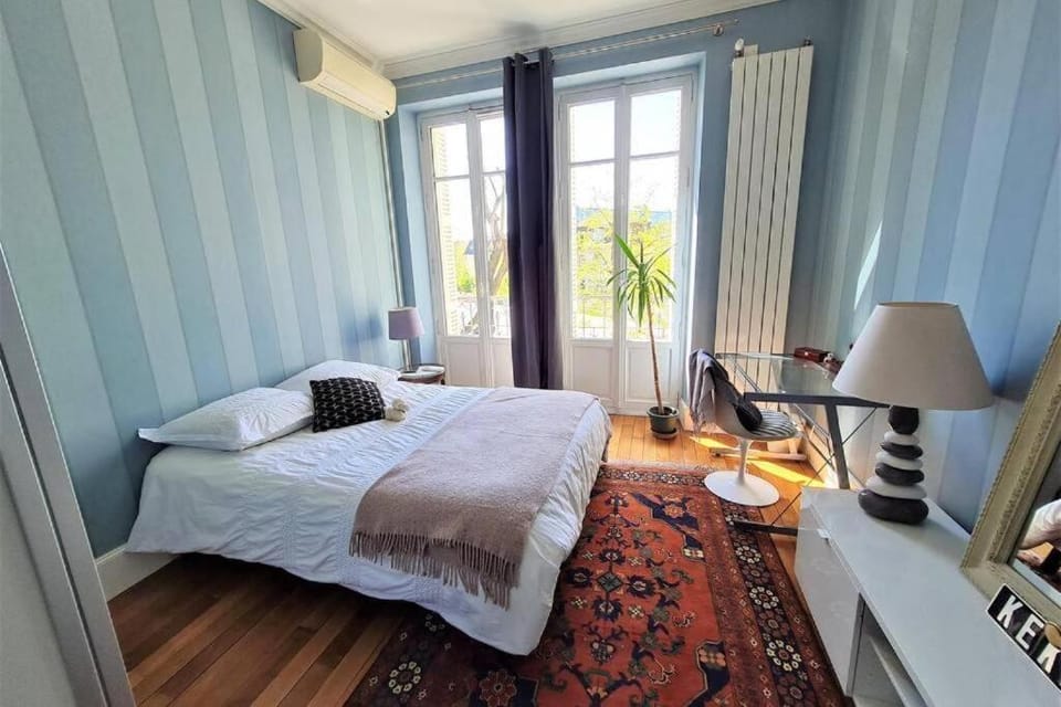 "La villa des roses" - échappée belle à Dijon House in Dijon