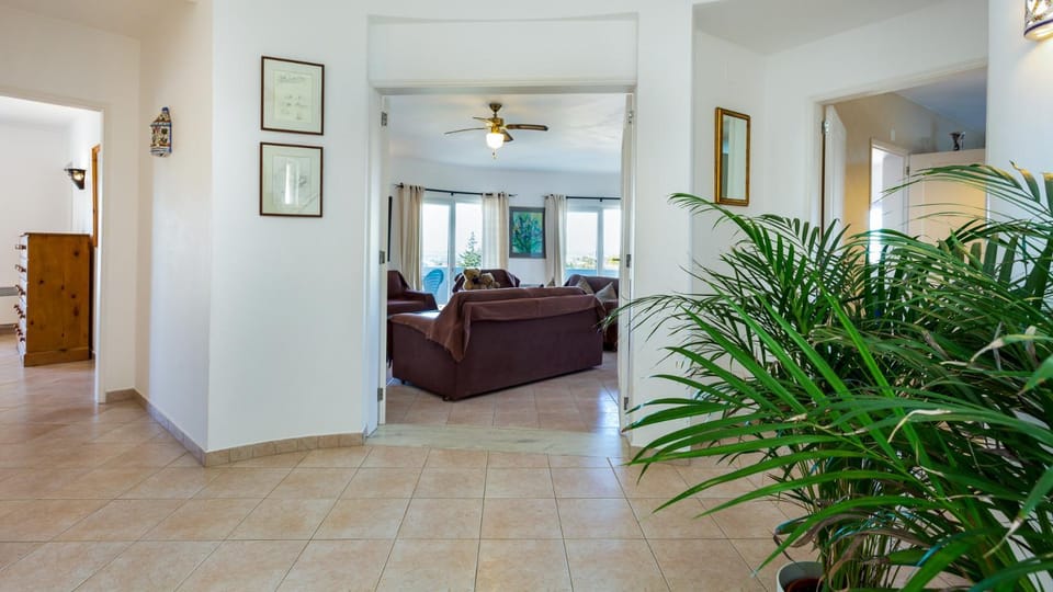 Ursinho by Algarve Villa Holidays Villa in Guia