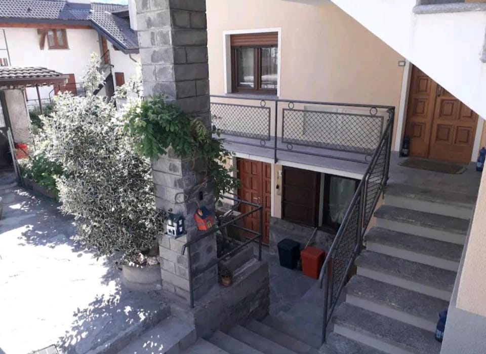 Casa Zia Renny Apartment in Châtillon