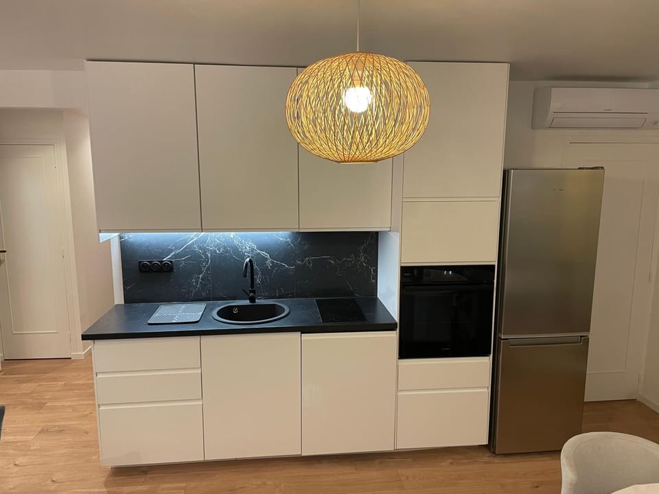 T3 Aperçu Mer Apartment in Antibes