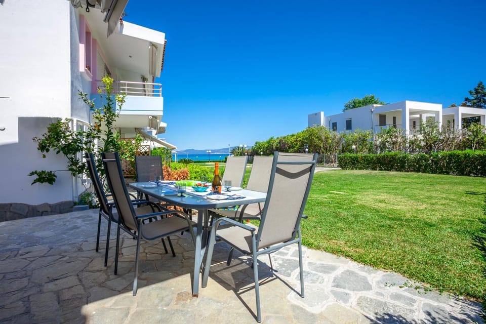 Dining area, Sea view