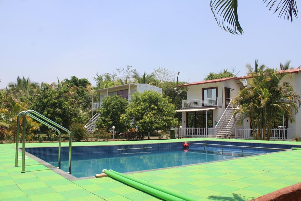 Property building, Pool view, Swimming pool
