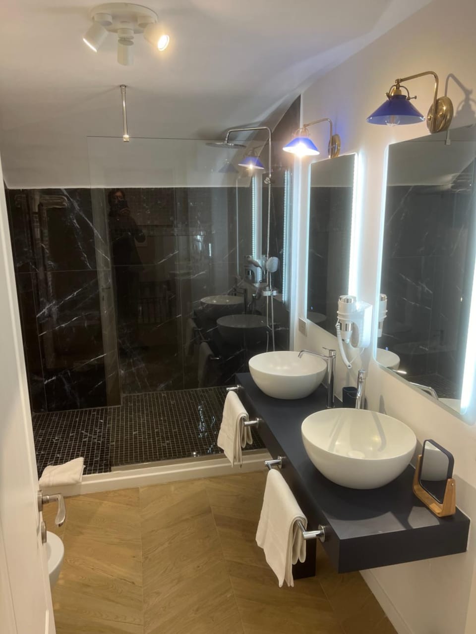 Rome luxury blue suites- IMPERIAL Apartment in Rome