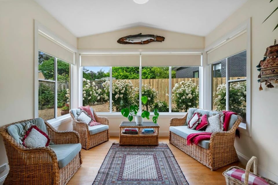 Beautiful country home in the Derwent Valley House in New Norfolk