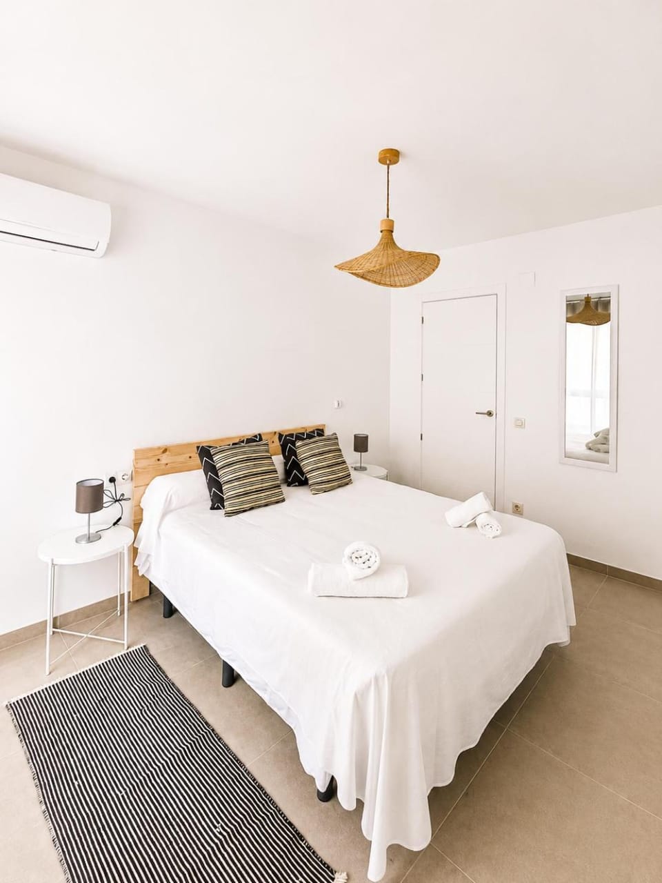 Bed, Photo of the whole room, Bedroom, towels, wardrobe, air conditioner