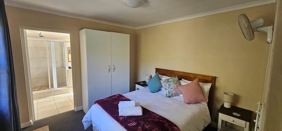 Little Louisa Chalet in Port Elizabeth