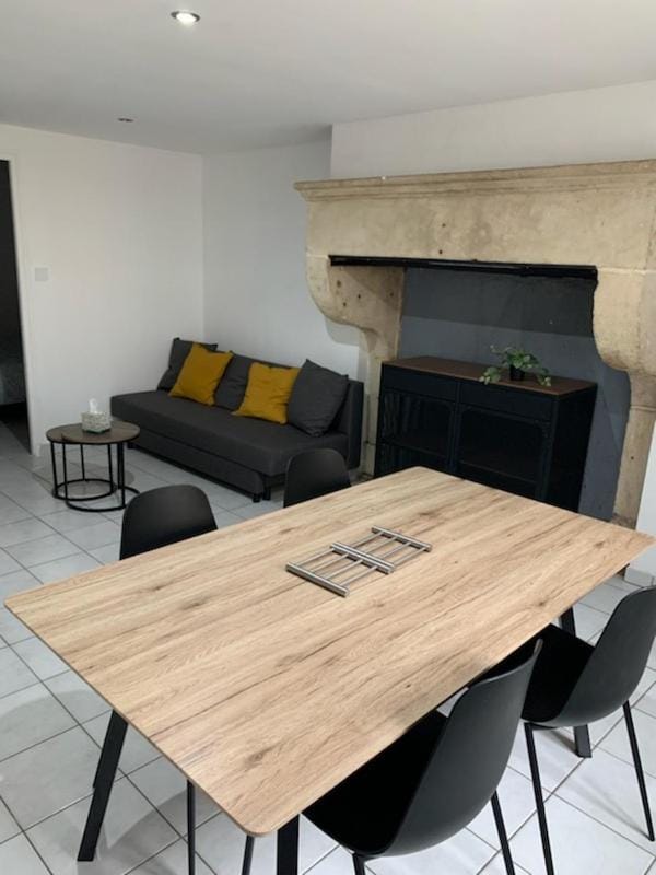 Living room, Seating area, Dining area