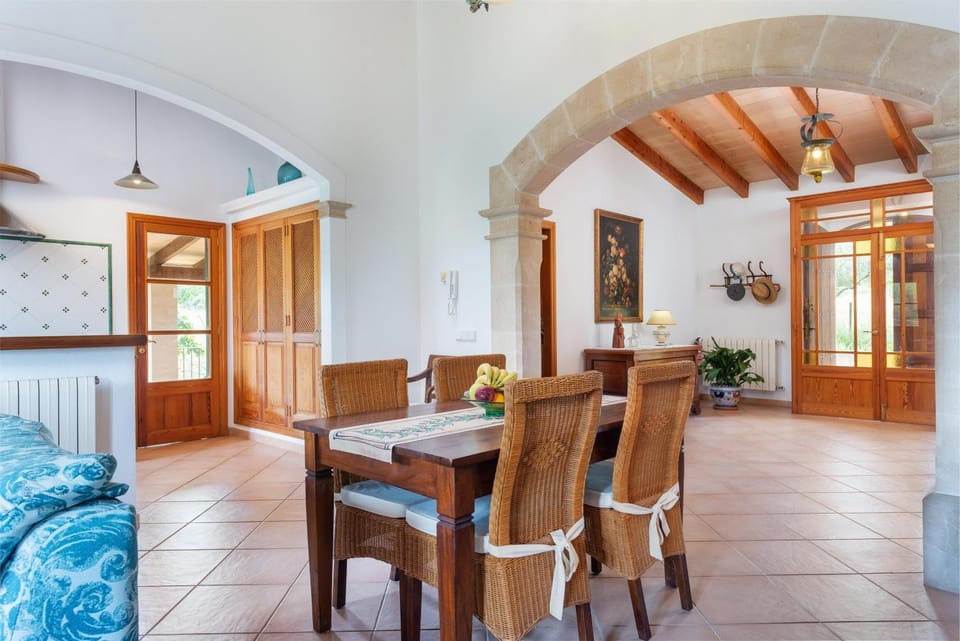 Other, Dining area