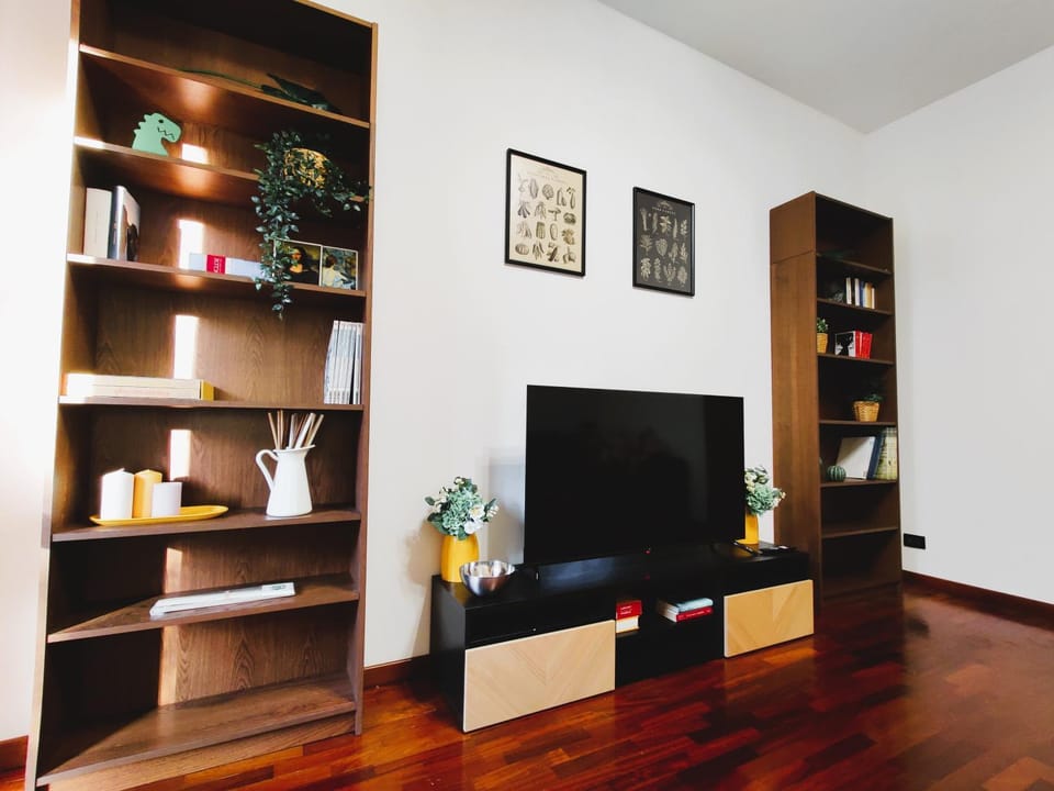 Communal lounge/ TV room, TV and multimedia