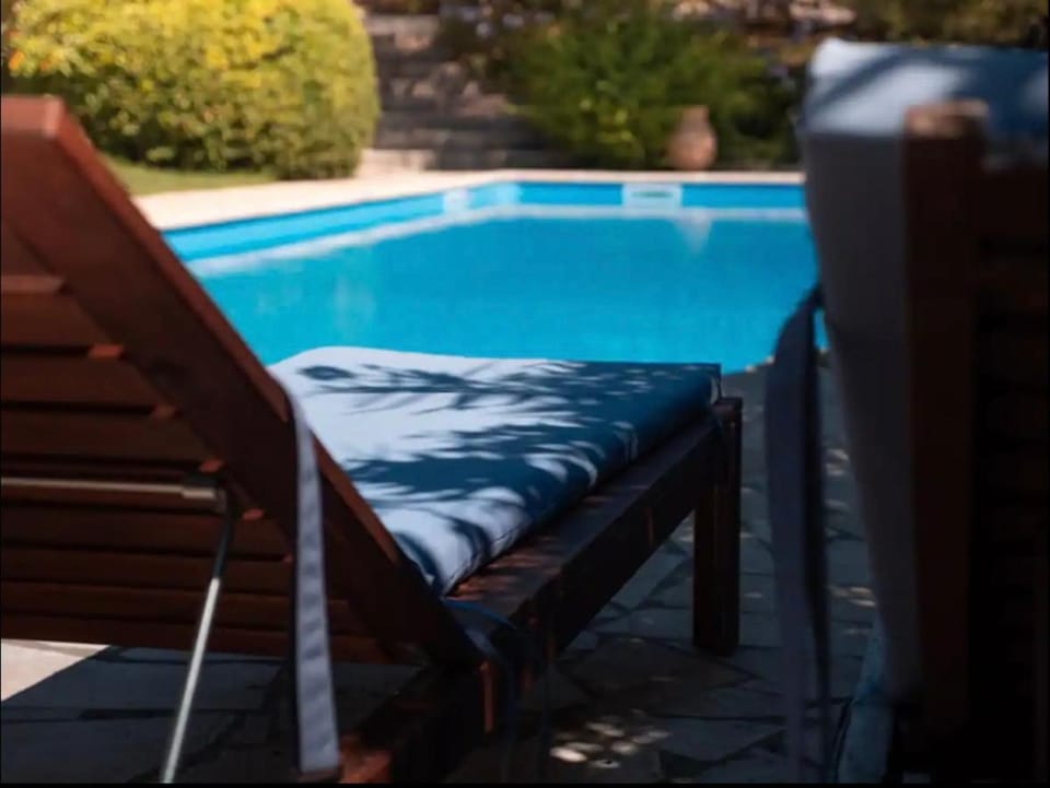 Day, Pool view, Swimming pool, sunbed