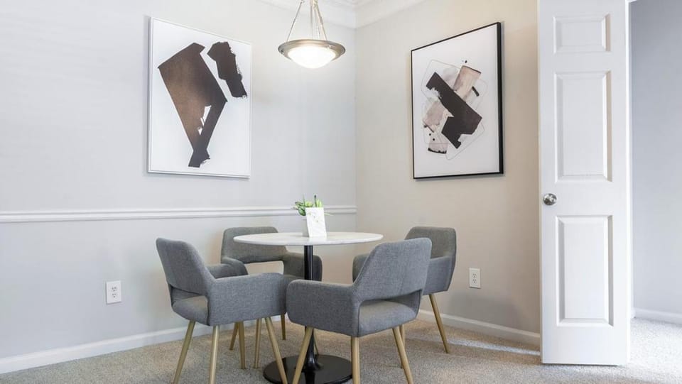 Landing at Avana Thornblade - 2 Bedrooms in Greer Apartment in Greer