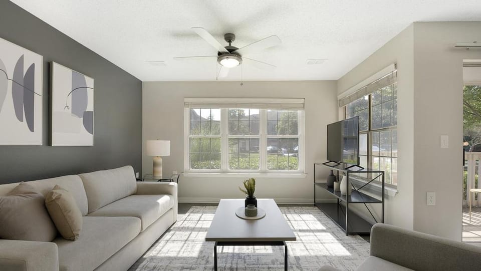 Landing at Bartram Park - 3 Bedrooms in Southside Apartment in Jacksonville