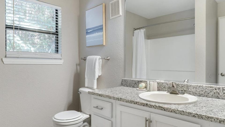 Landing at Bartram Park - 2 Bedrooms in Southside Apartment in Jacksonville