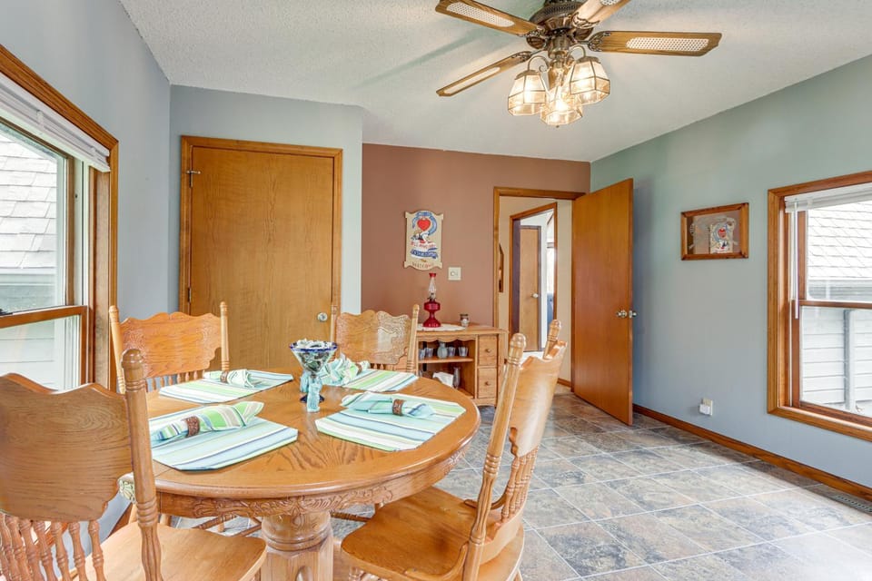 Riverfront Baxter Springs Home with Deck and Grill! House in Baxter Springs