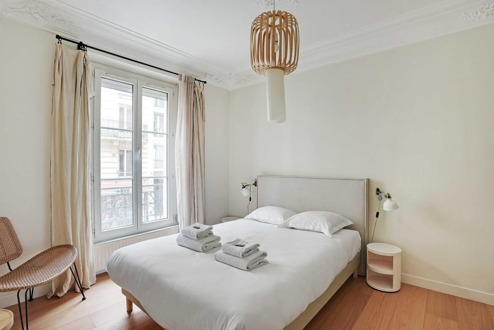 Authentic apartment - 3BR-8P - Clignancourt Apartment in Paris