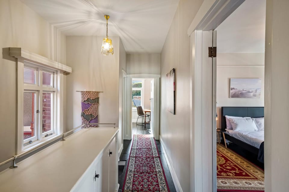 Lovely 2 bedroom apartment - easy walk to the CBD Apartment in Tasmania