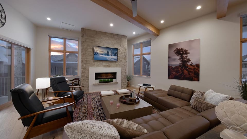 TV and multimedia, Living room, Seating area, fireplace