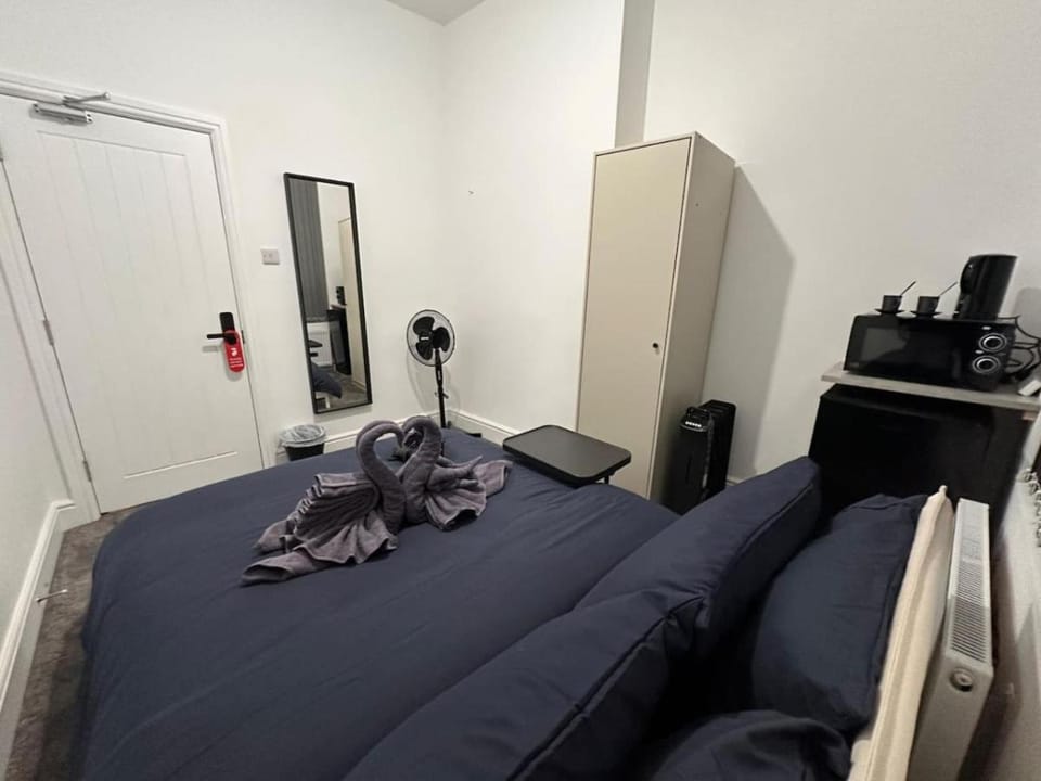 Room in Central London Zone 1 Bed and Breakfast in London
