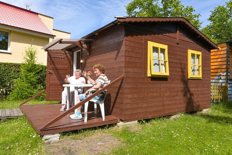 Property building, Day, People, Garden