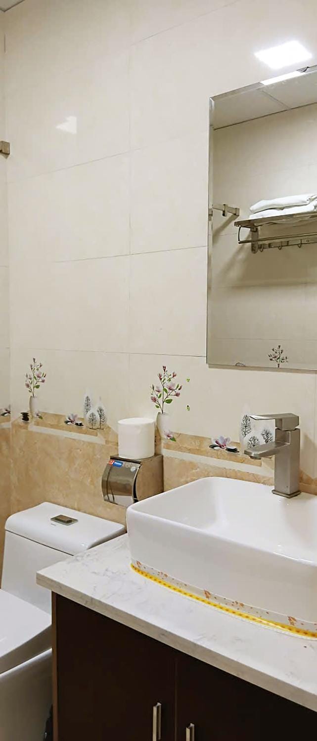 Bathroom, Bath, towels