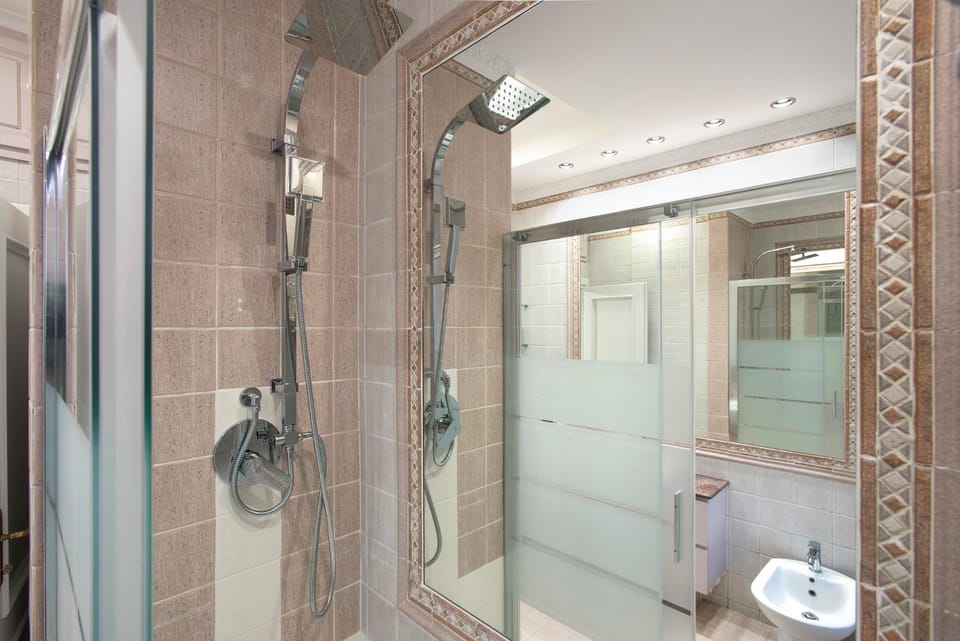 Shower, Bathroom