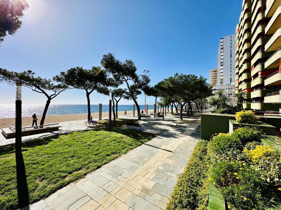 Property building, Sea view