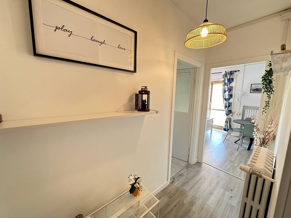 Seating area, Bedroom
