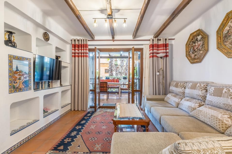 Property building, Living room