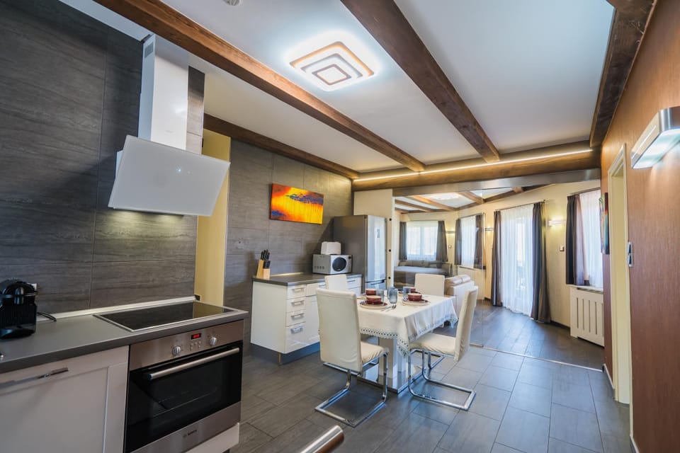 Kitchen or kitchenette, Dining area, oven, stove, kitchen