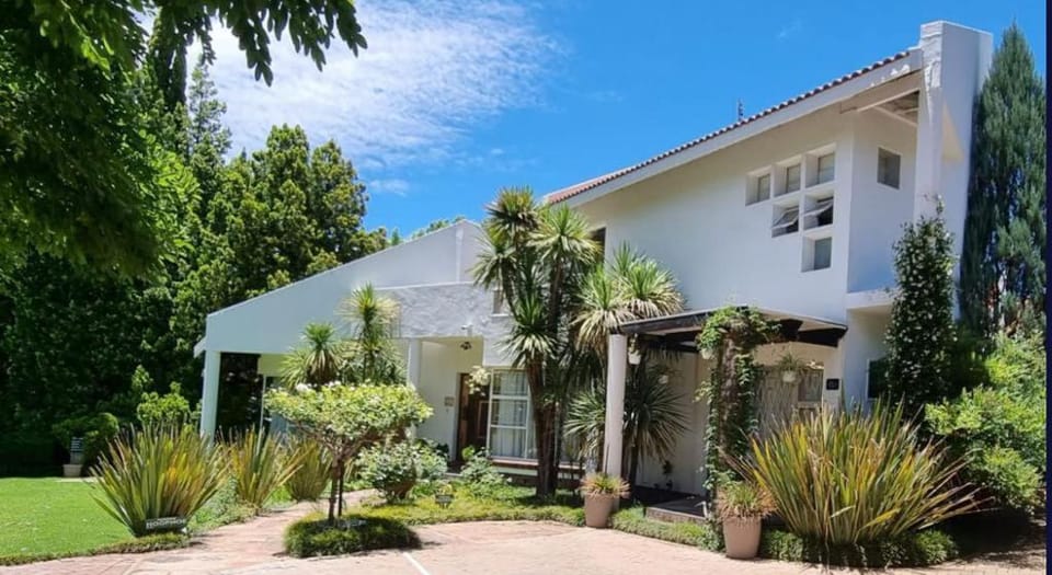 Property building, Garden, Garden view