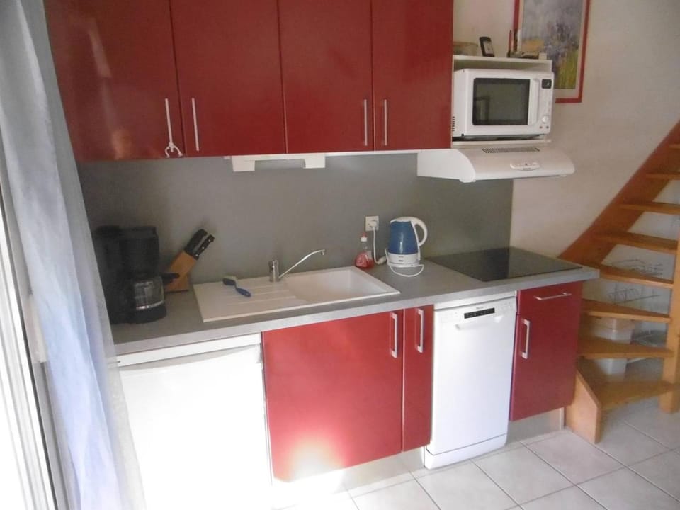 Coffee/tea facilities, Kitchen or kitchenette, dishwasher, minibar, pet friendly, stove, toaster