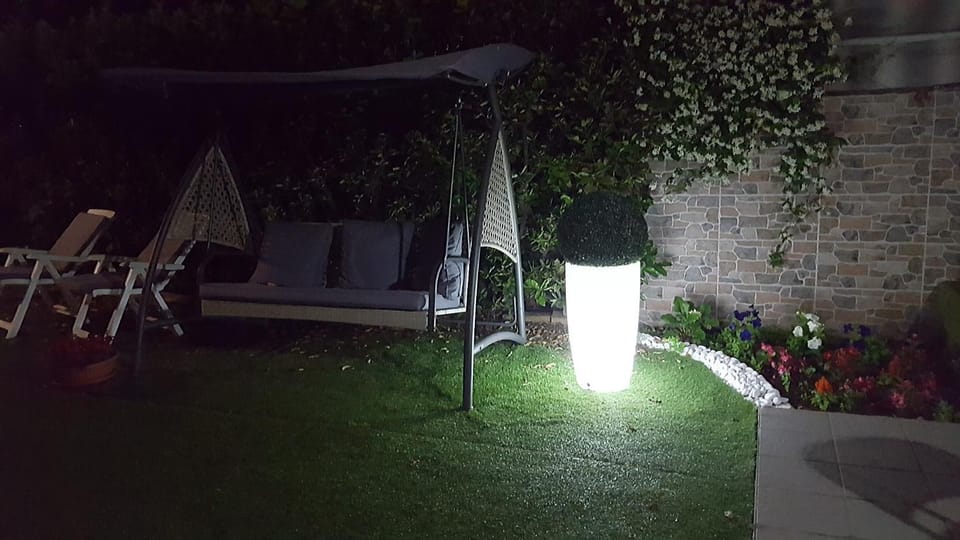 Patio, Night