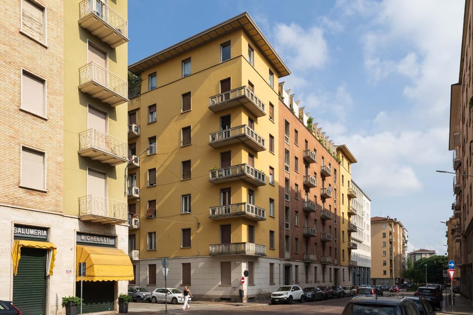 Property building, Neighbourhood, Street view
