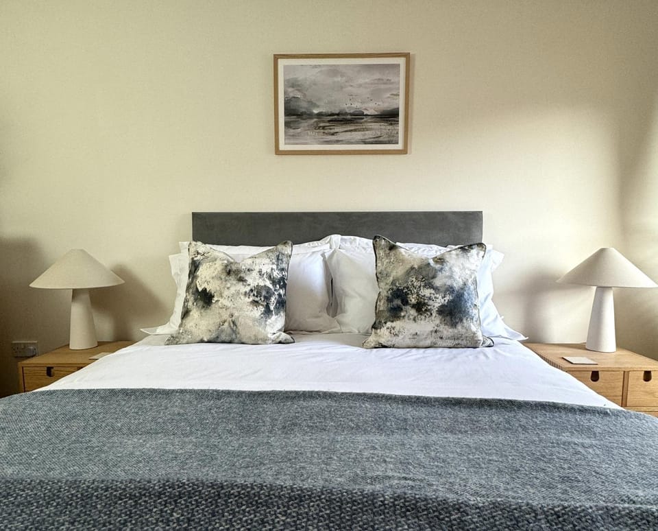 Island View - Spacious Two Bedroom Oban Apartment with Sea Views Apartment in Oban