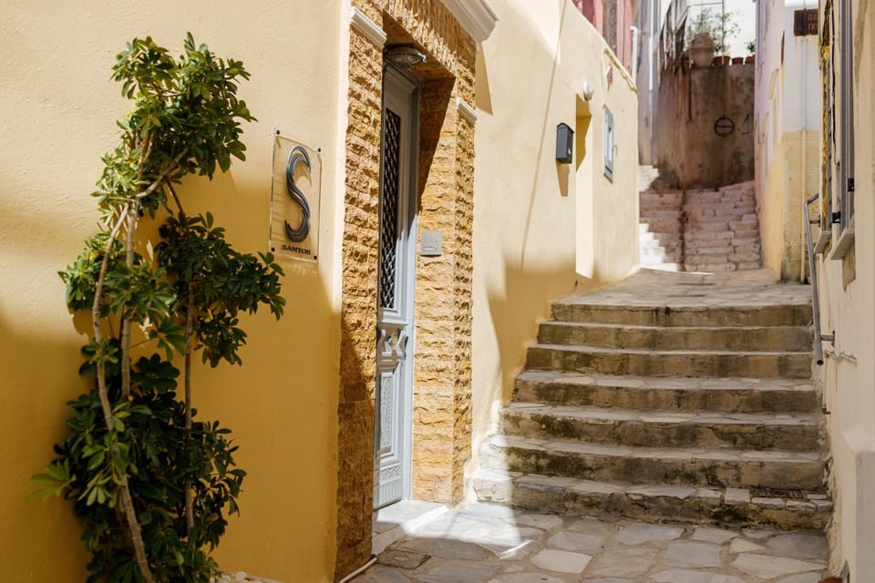 Property building, Balcony/Terrace