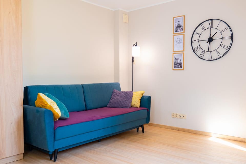 Bed, Living room, Seating area