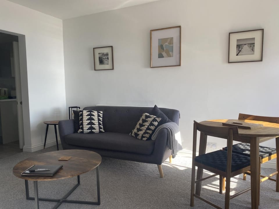 Sunrise View Flat 1 Apartment in Scarborough